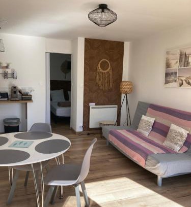 La Flotte Apartamento | Villa del Re 2 face à la piscine