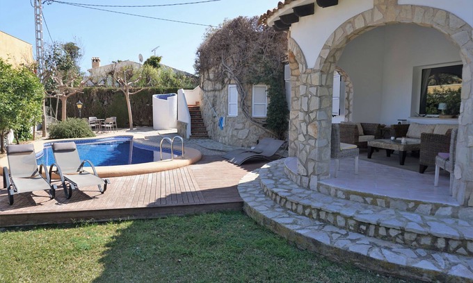 Playa de la Almadrava Chalet De Esquí | Villa DELMAR al lado de la playa en Els Poblets