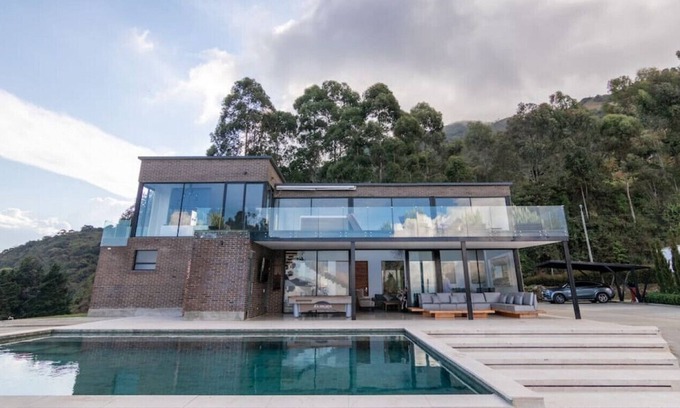 Copacabana Casa | Villa Denali | Ultimate Sky High Mansion