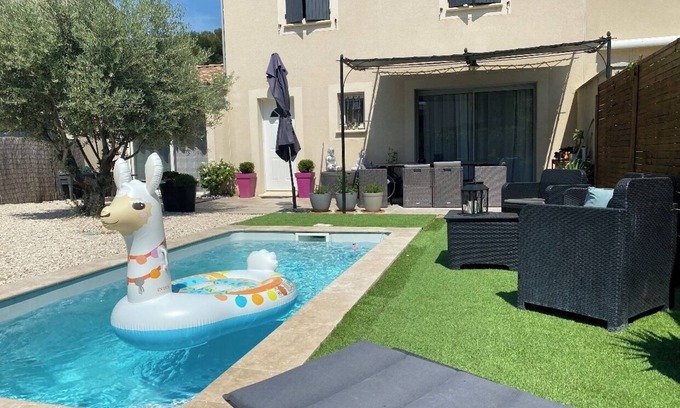 Saint-Didier Casa | Villa des bastides with swimming pool