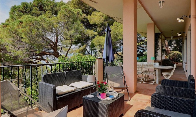 La Croix-Valmer Apartamento | Villa des Fontenelles
