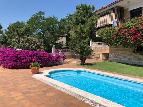 Lloret de Mar Chalet De Esquí | Villa Dolcedo