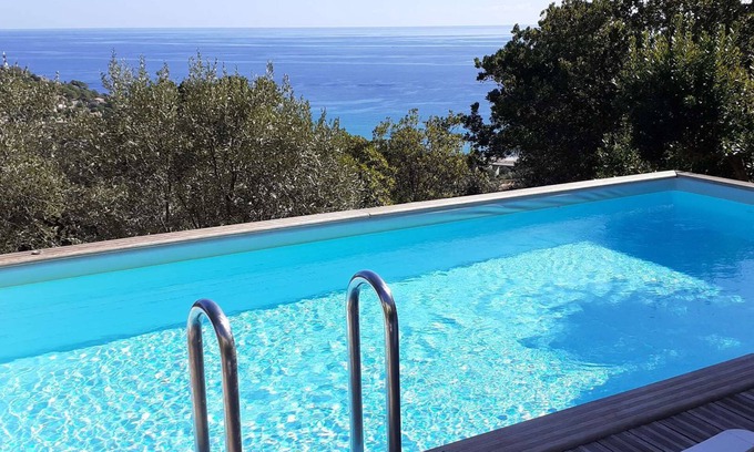 Conca Casa | VILLA DOMISE - PISCINA PRIVADA - TARCO- 3***- CLIM-WIFI