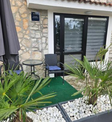 Kastel Apartamento | Villa DTS3