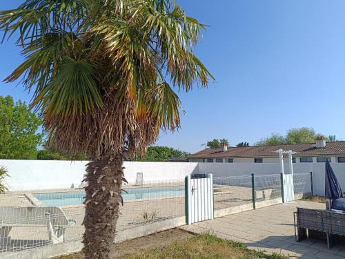 Saint-Michel-en-l'Herm Casa | Villa du lagon avec piscine