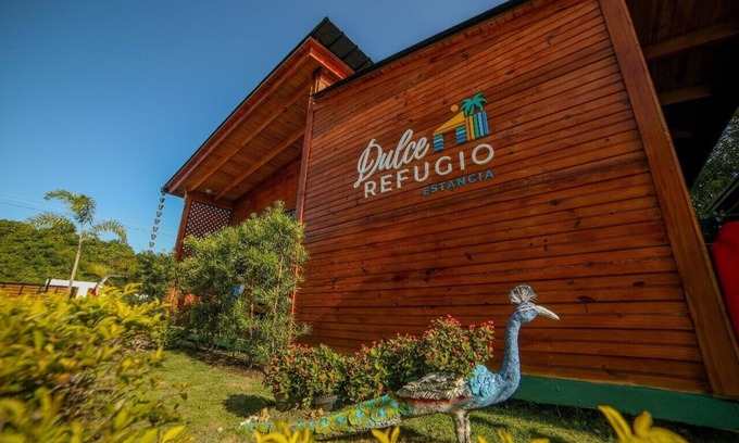 La Entrada Cabina | Villa Dulce Refugio