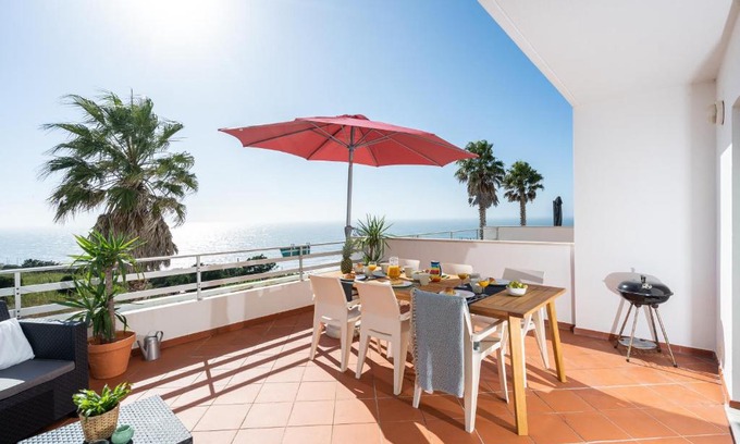 Nazare Villa | Villa Dunas - BIG WAVES VIEW by Silver Prop