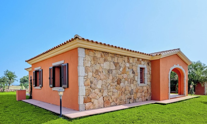 Badualga Villa | Villa "Edo" con terraza privada, aire acondicionado y Wi-Fi