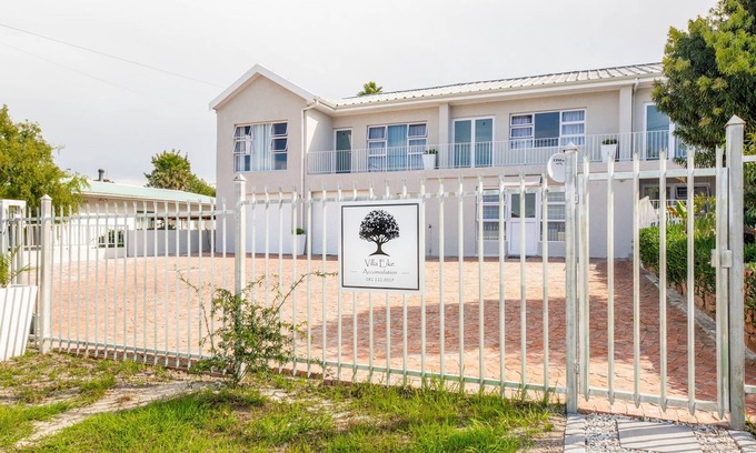 Elgin Apartamento | Villa Eika