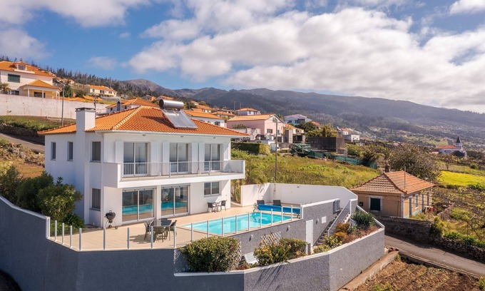 Estreito da Calheta Villa | Villa ElDoMar Piscina Temperada y Barbacoa