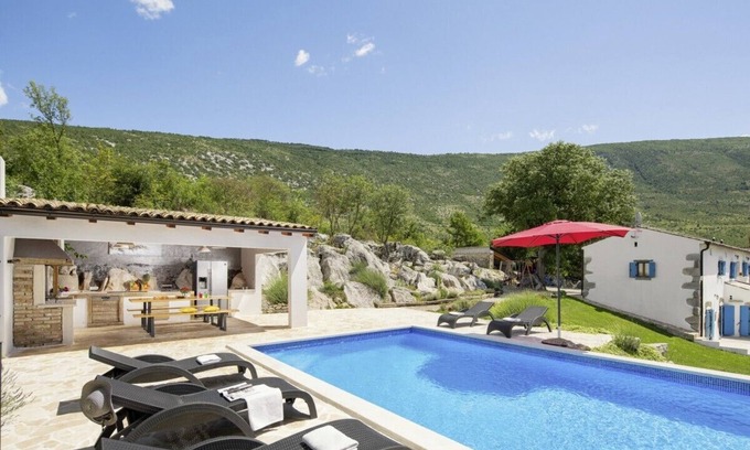 Krsan Villa | Villa Elia in Nova Vas - Haus für 8-10 Personen