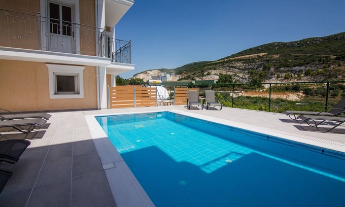 Minia Villa | Piscina privada villa elpida