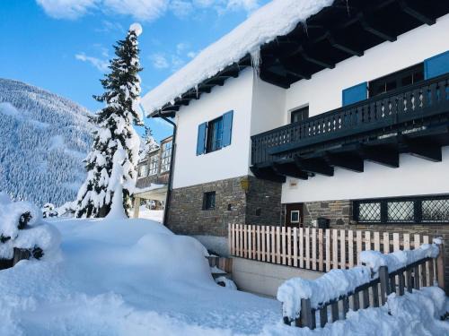 Großdorf Casa | Villa Emilia