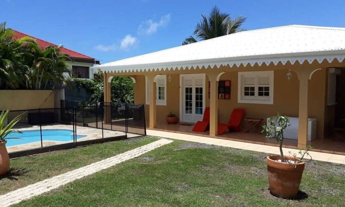 Quartier Desert Villa | Villa Emmanuel y su piscina!