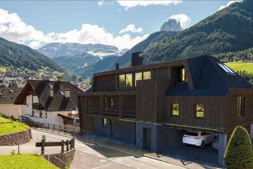 Ortisei Apartamento | Villa Erina