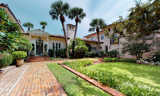 Sea Island Cabaña | Villa Esperada, Classic Oceanfront Cottage