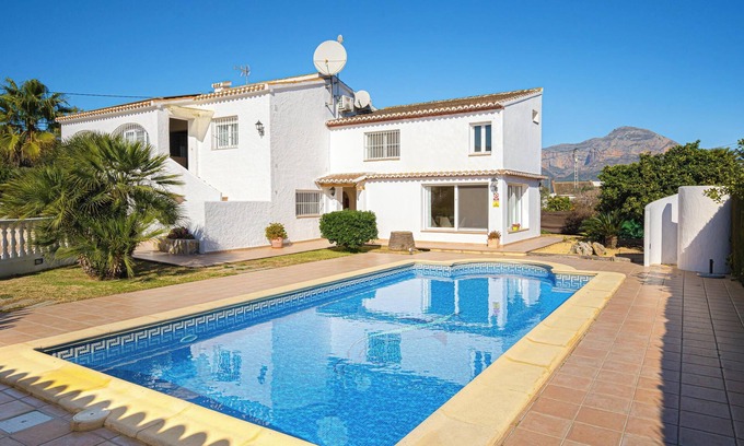 Tarraula Villa | Villa "Esther" con piscina, jardín y Wi-Fi