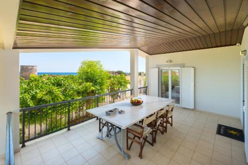 Gennadi Villa | Villa Euphoria