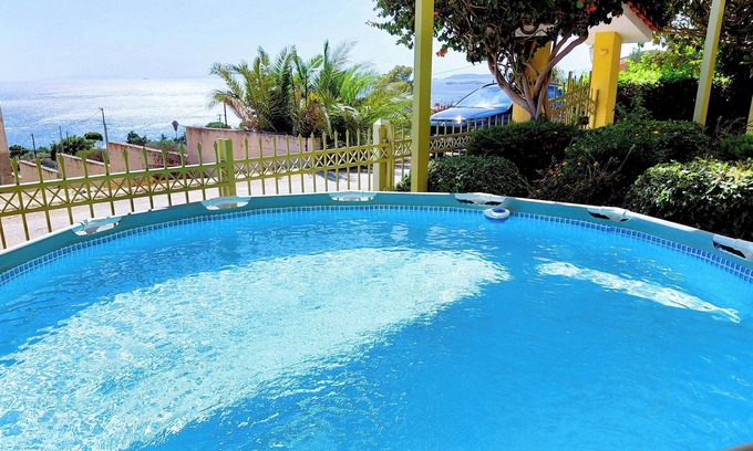 Kropia Casa | Villa "Eva" - Entire Beachfront Holiday Home - Private Pool & Garden - 4S