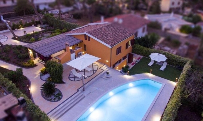Porto Pino Villa | Villa Fenicottero: Elegant Private Oasis with Pool, Near Crystal Clear Sea