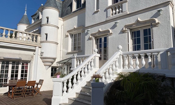 Neuilly-Plaisance Cama Y Desayuno | Villa Florian