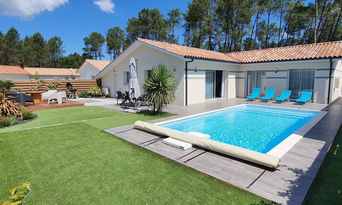 Saint-Paul-en-Born Casa | Villa 08 personas con piscina privada climatizada clasificada 4 estrellas