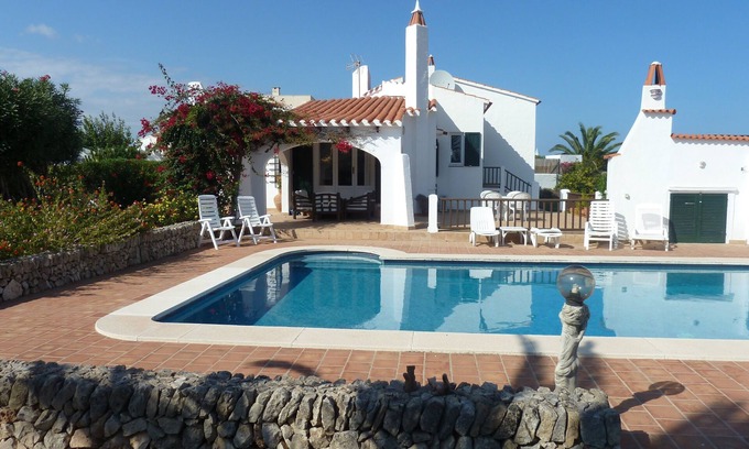 Sol del Este Villa | Villa en alquiler en Menorca con piscina privada, jardín cerrado y aire acondicionado