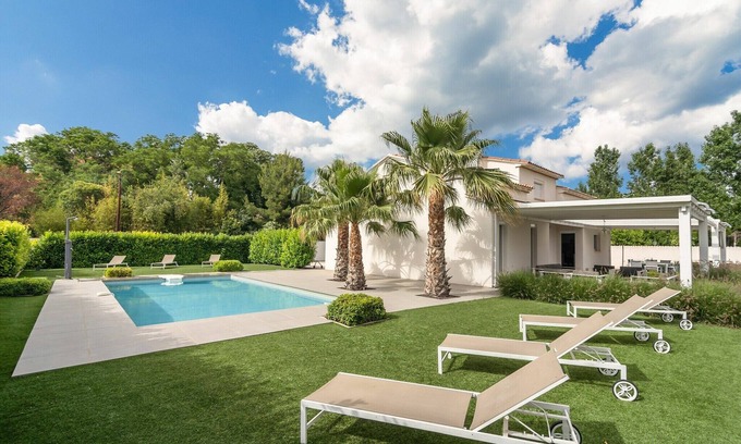Saint-Genies-de-Fontedit Villa | Villa en Occitania con piscina climatizada