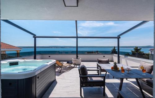 Maslenica Casa | Villa Futura