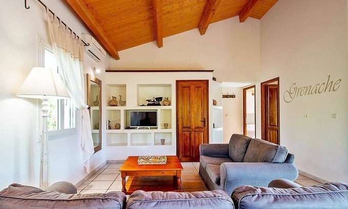 Saint-Maurice-dʼArdeche Villa | Villa-Clásico-Baño con bañera-Terraza