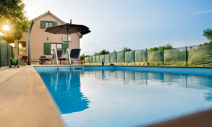 Trilj Villa | Villa G&P (ST) - Two-Bedroom Villa with Private Pool