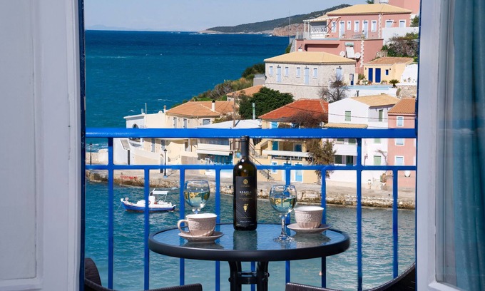 Frourion Casa | Villa Galini con increíbles vistas al mar - Nueva marca