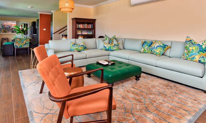 Reading Casa | Villa Ginger / Acceso a la playa / Comunidad cerrada