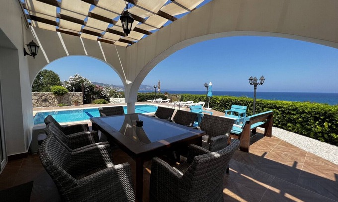 Karsiyaka Villa | Exquisite Villa with Private Pool in Cyprus