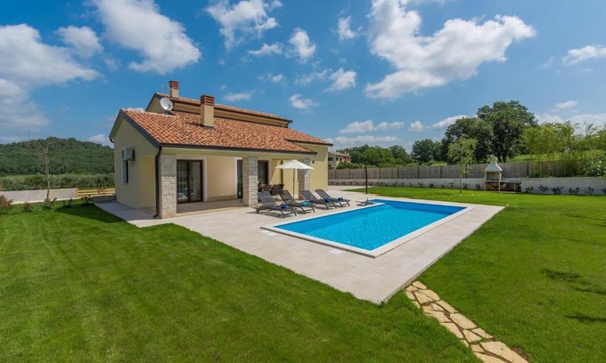 Fuskulin Villa | Villa Giovanna Fuskulin with Pool