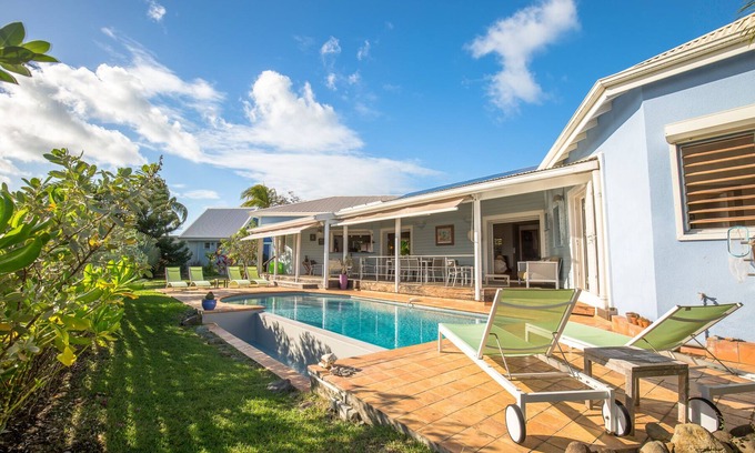 L'Houezel Casa | VILLA GIOVANNI - GOSIER - FAMILIA