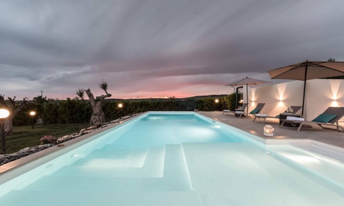 Ispica Villa | Espléndida villa con piscina entre Ispica y el mar! Ideal para familias