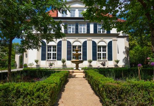 Radeberger Vorstadt Apartamento | Villa Golding - Flat 3