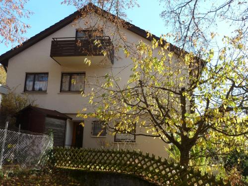 Calw Casa | Villa Goncalves, Komplette Wohnung mit Parkplatz und Wallbox vor der Tür