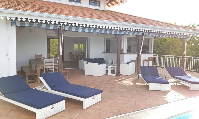 Pointe du Bout Villa | Villa 'Grand Large', frente al mar en Trois-Ilets con piscina