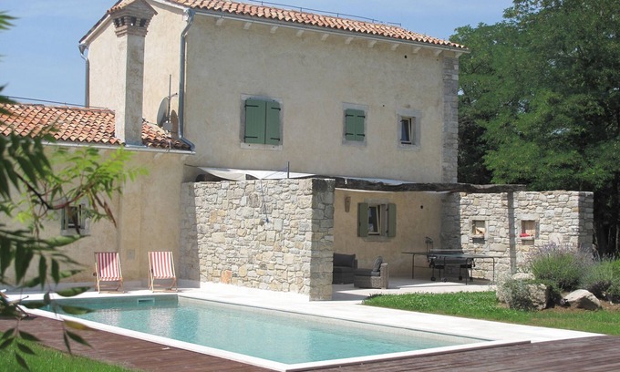 Gracisce Casa | Casa de piedra restaurada con piscina en el centro de Istria