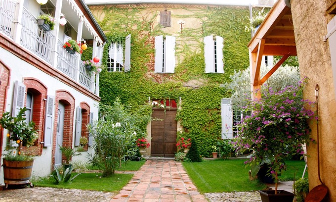 Plaisance Villa | Villa de Adriano, la calma en una villa con encanto en Plaisance du Gers