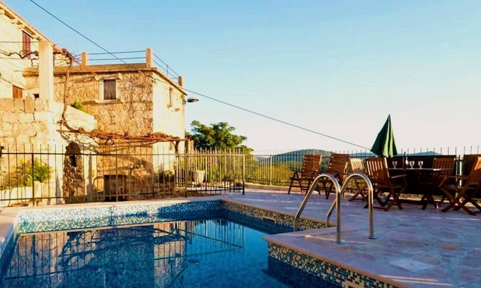 Kobas Villa | Villa Haven with private pool in a quiet location near Dubrovnik for 6+2 persons