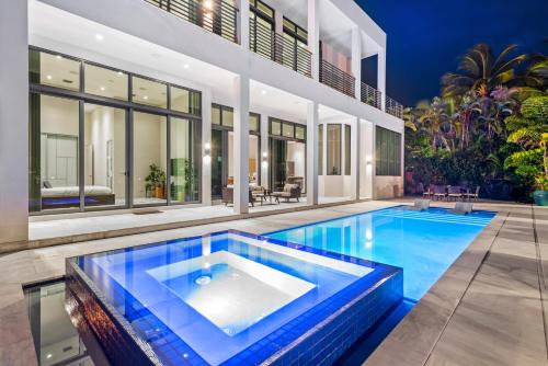 Coral Ridge Casa | Villa Hayden