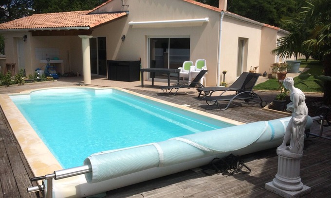 Breuillet Villa | VILLA + PISCINA CLIMATIZADA en CHARENTE MARITIME