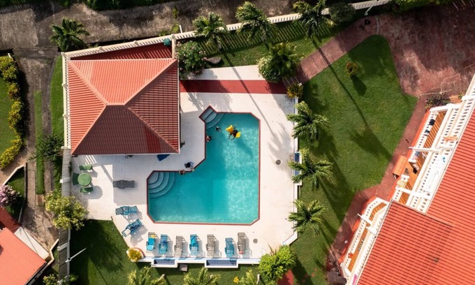Villa Apartamento | Villa Heights