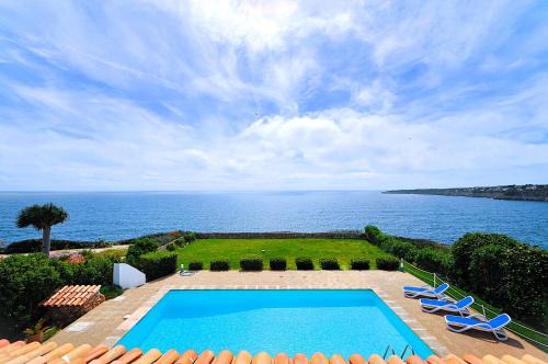 Cala Pi Casa | VILLA HELIOS Villa en Cala Pi con vistas despejadas