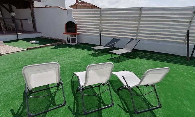 Ficarazzi Apartamento | VILLA HEMINGWAY THE HOUSE OF LEONARDO - SEA FRONT WITH GARDEN