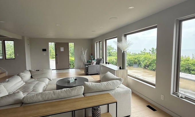 St. Williams Casa | villa house