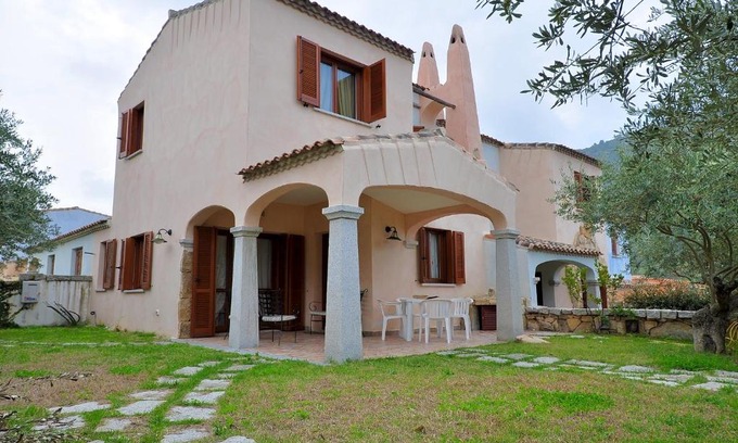 Tanaunella Casa | villa i ginepri